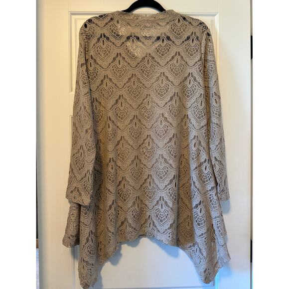 Indigo Soul Lace Cut-Out LS Taupe Women's Top Size M - Picture 2 of 4